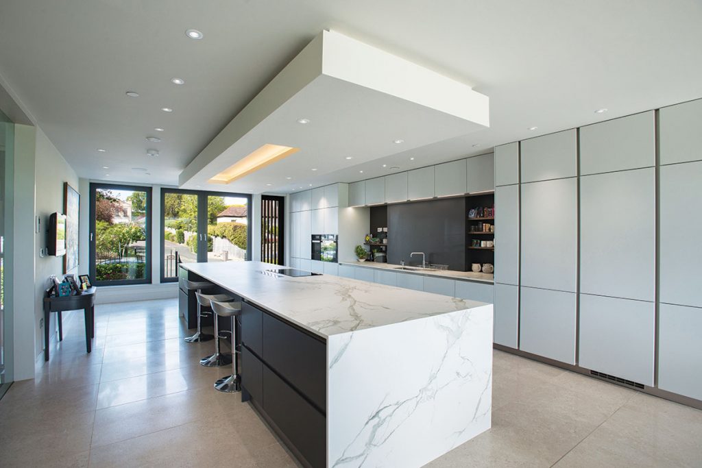 marble-and-white-kitchen