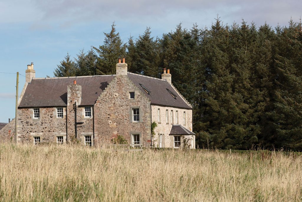 farmhouse-in-the-borders