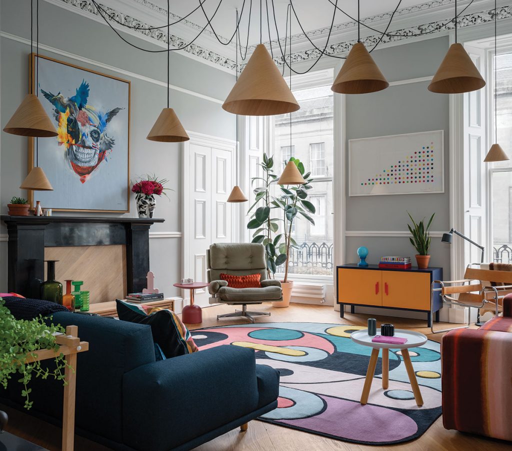 colourful-living-room-with-cabled-light-fixture