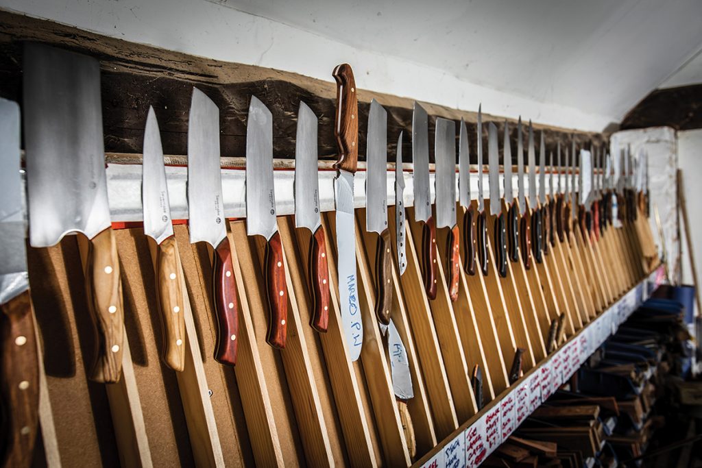 knives-on-display-in-the-workshop