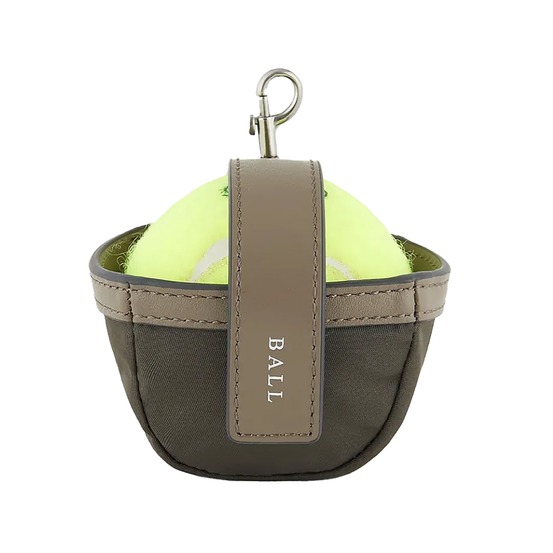 Leather pouch for tennis ball