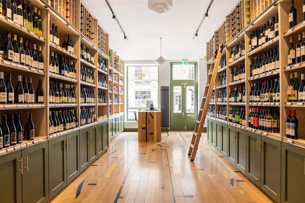 Communique Wines in Edinburgh stock a range of independently made wines from across the globe