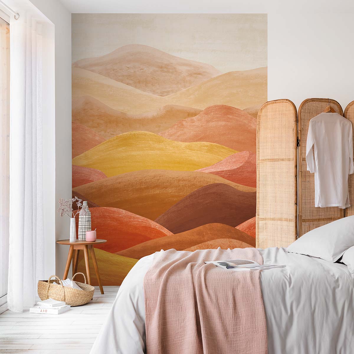 Peach colour tends for summer - wall decor