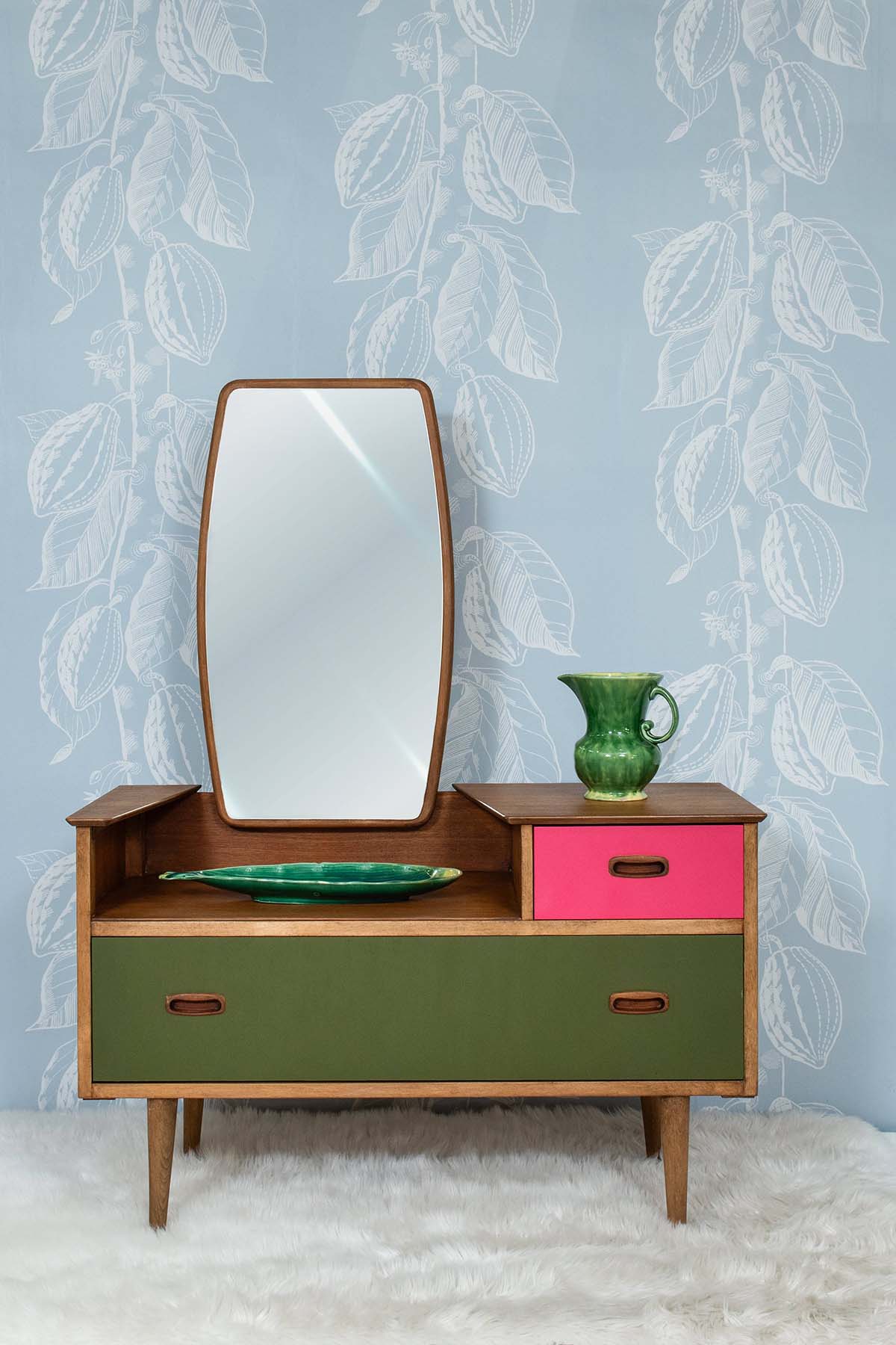 New Start Highland Unique Ness restored vintage vanity table and mirror