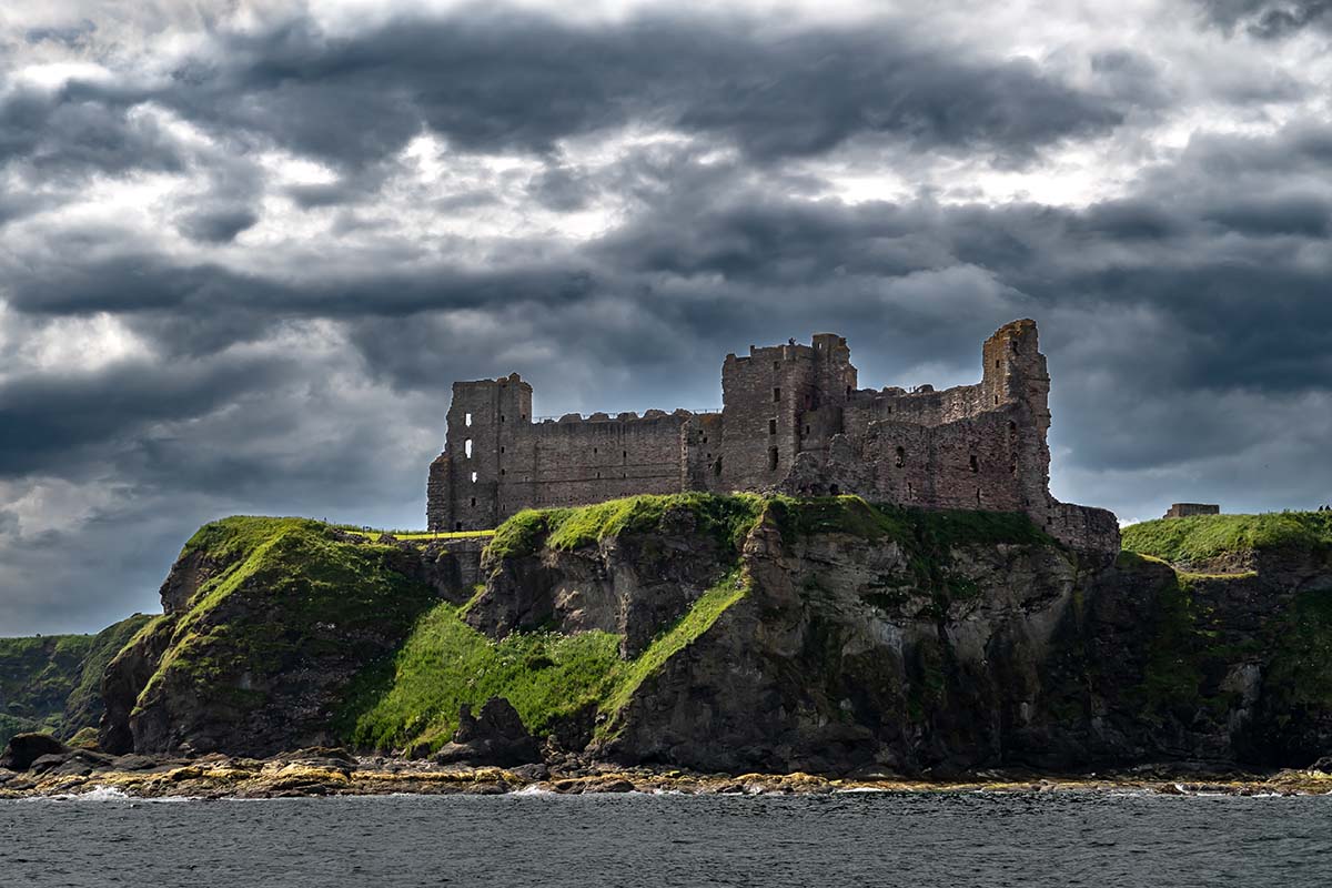 scotlands spookiest houses and castles