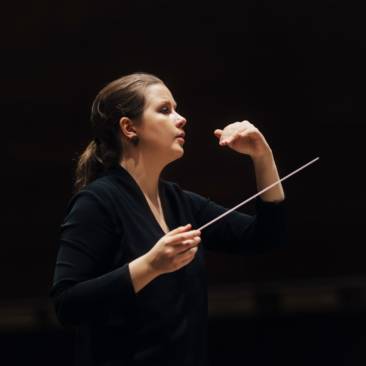 Conductor Emilia Hoving by Nikolaj Lund for nordic music days festival 2024 in glasgow