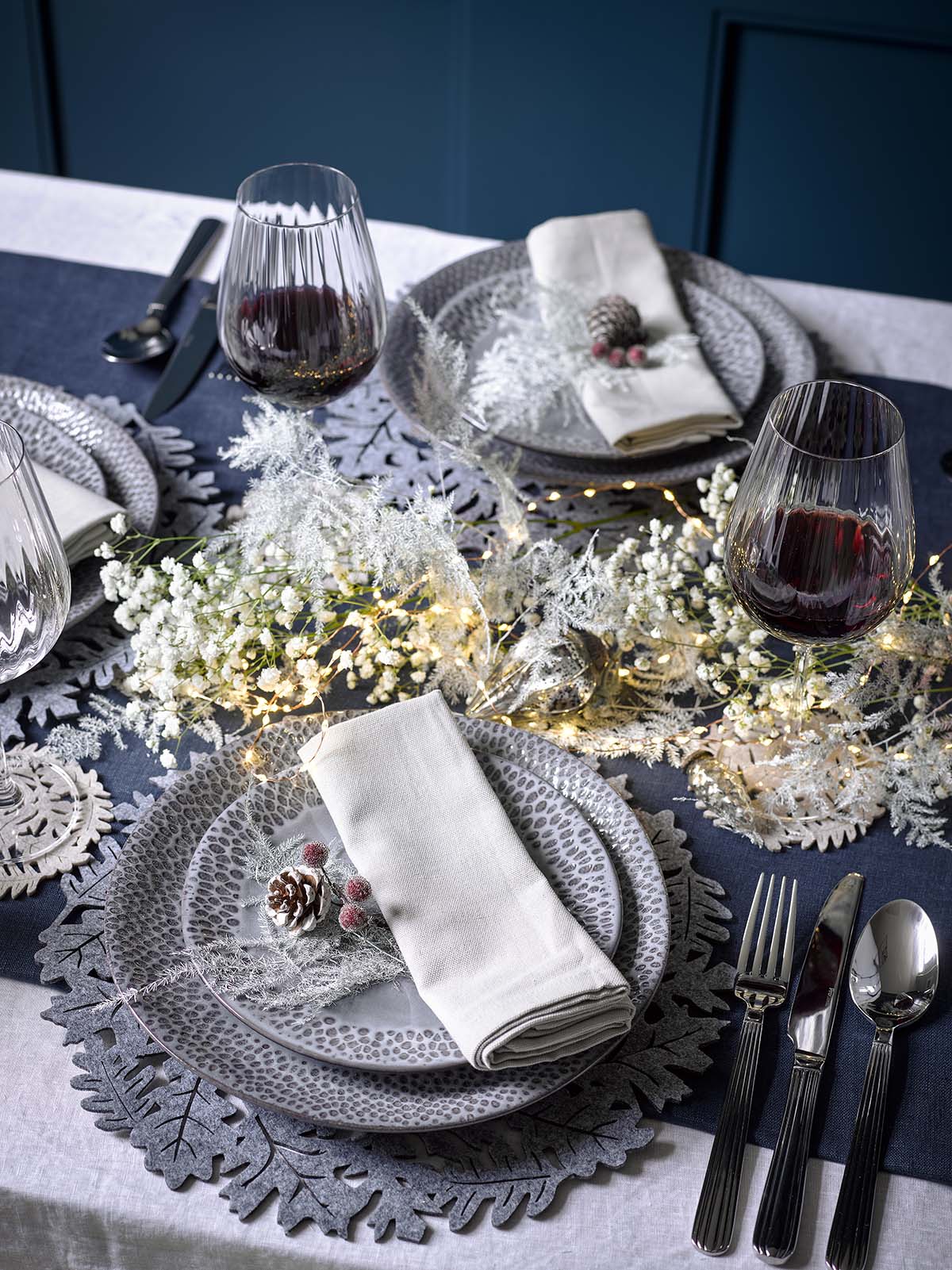 glamorous and shiny tablescaping ideas