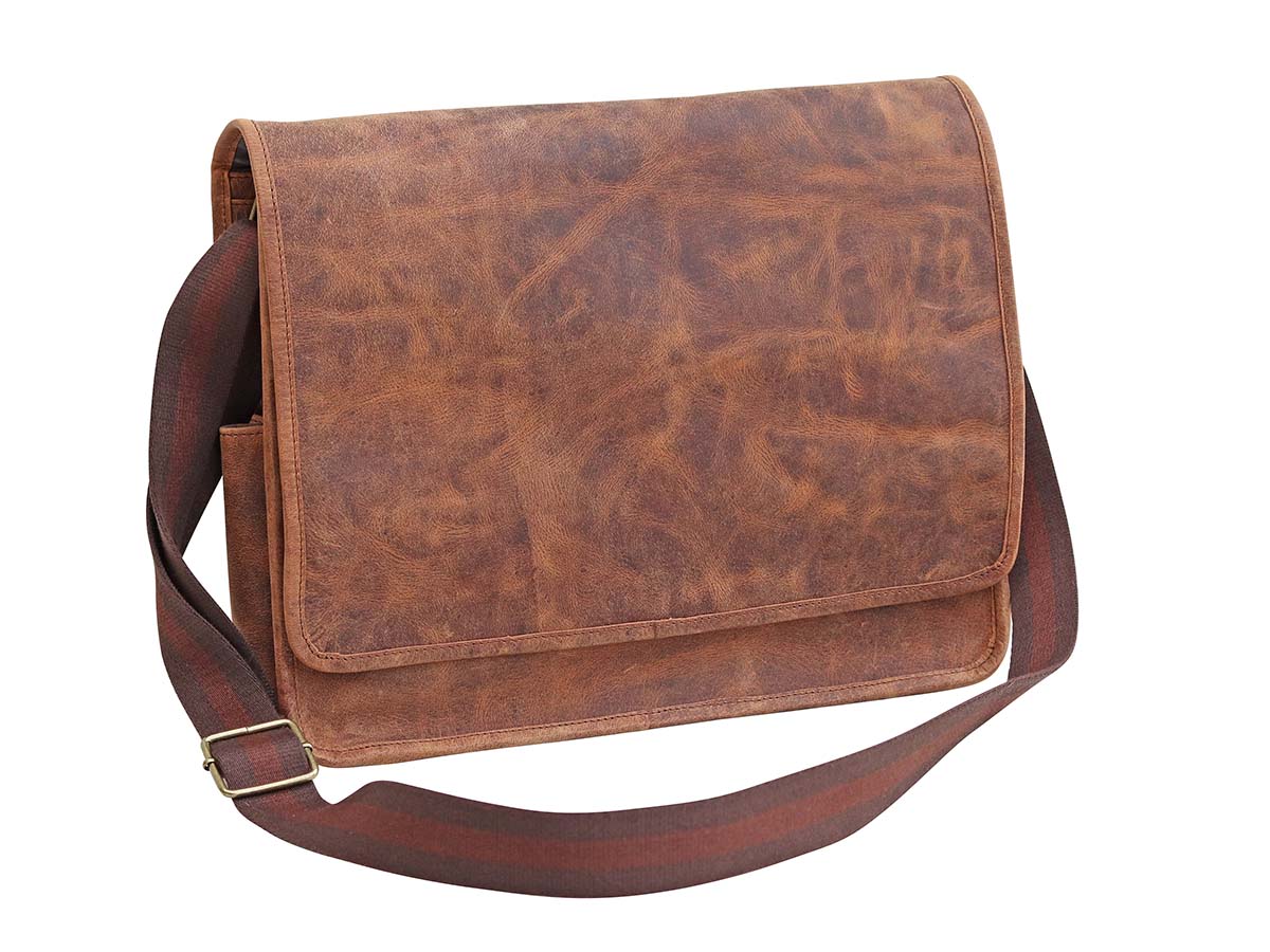 Scaramanga vintage men's leather messenger, £137.50