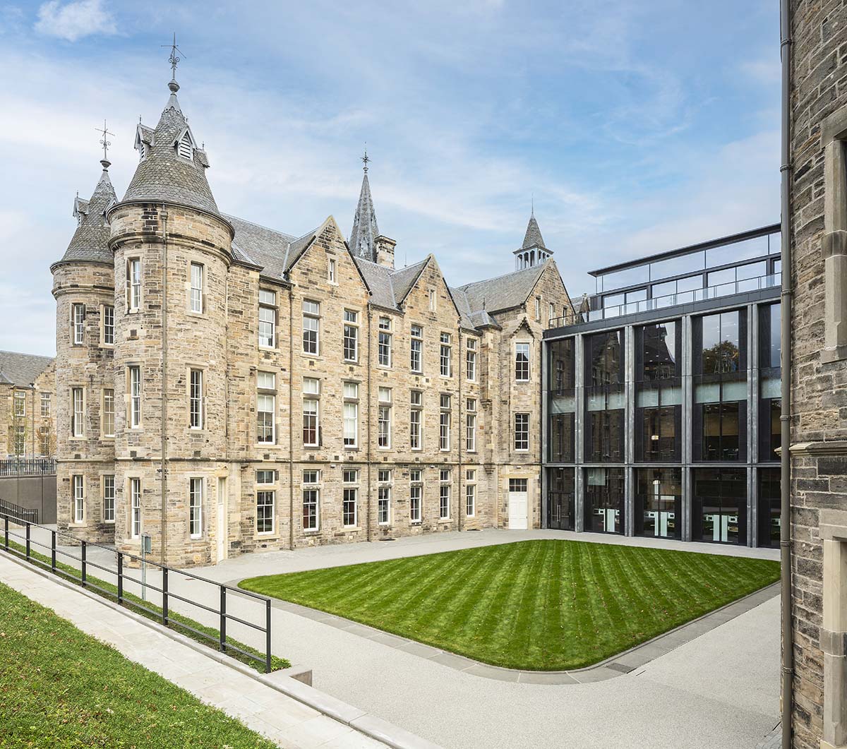 Edinburgh Futures Institute. University of Edinburgh. Lauriston Place, Edinburgh, Scotland, UK.