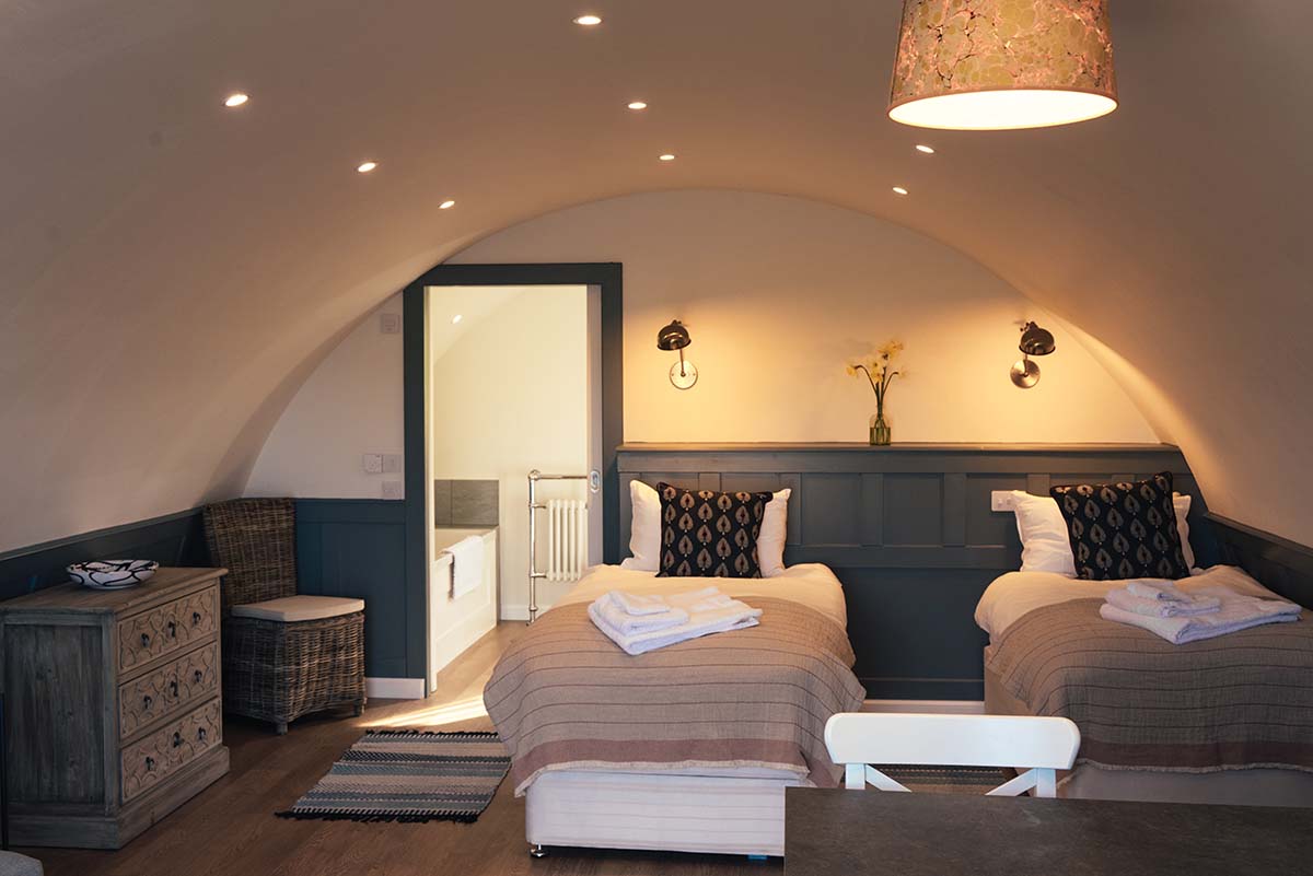 Cosy interiors of innovative pod holidays on a Hebridean island in Scotland - WildLuing 