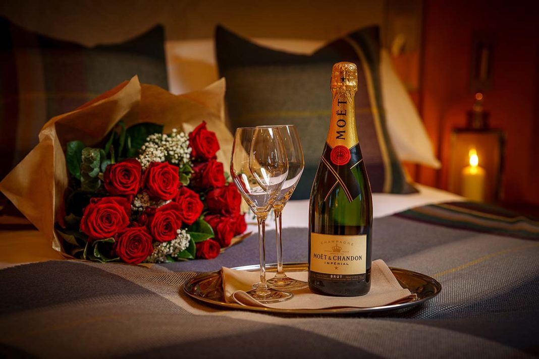 MacNeill Champagne Roses in Bedroom at Fingal Hotel for new Valentines getaway package