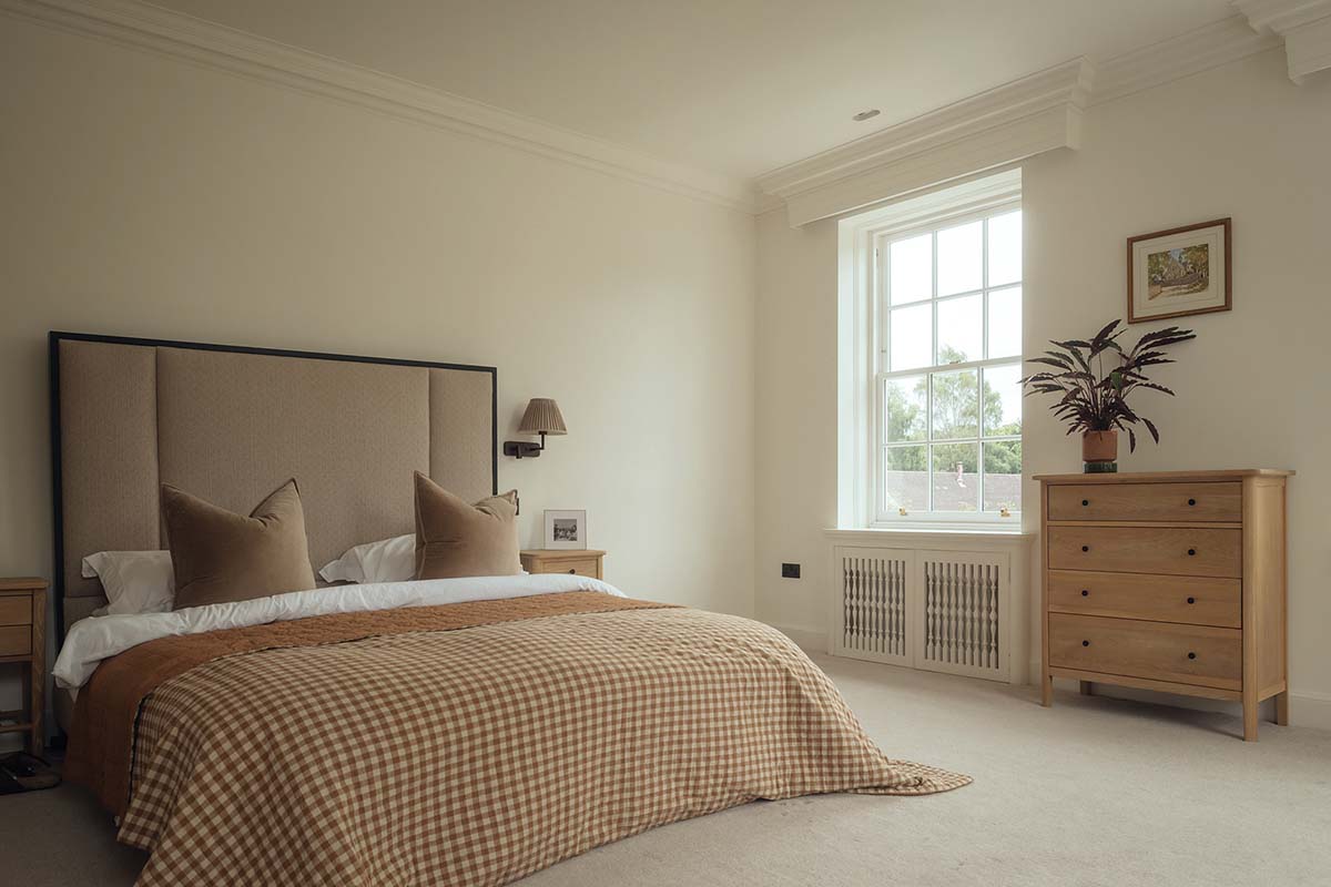 jim stephenson photographs a barnton mansion with elegant bedroom