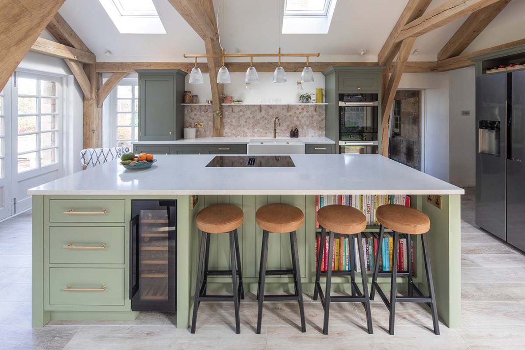 Shaker-inspired kitchen designed by Louise Parr for The Painted Kitchen in Cupar, Fife