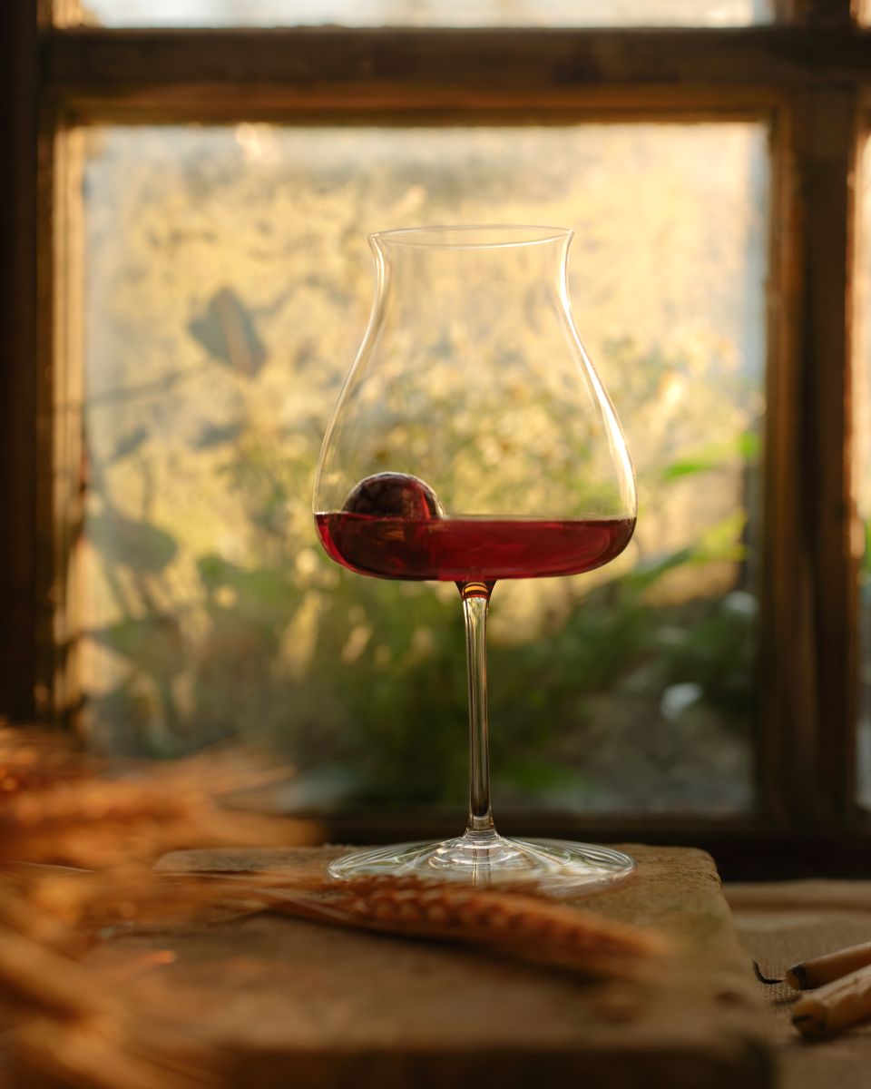 Amber Stem cocktail by Emilio Giovanazzi