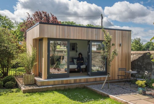 Lowlander JML Garden Rooms