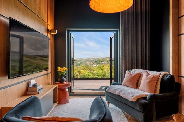 The Black Cabin, Scotland, one of Scotland's best luxury hotels, cottages and cabins