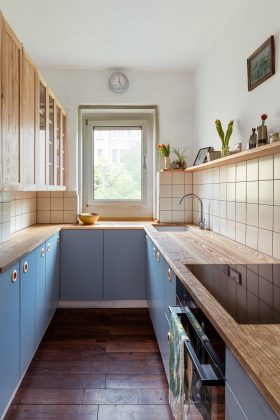 blue and oak kitchen by Handwerk Furniture Design, Scotland