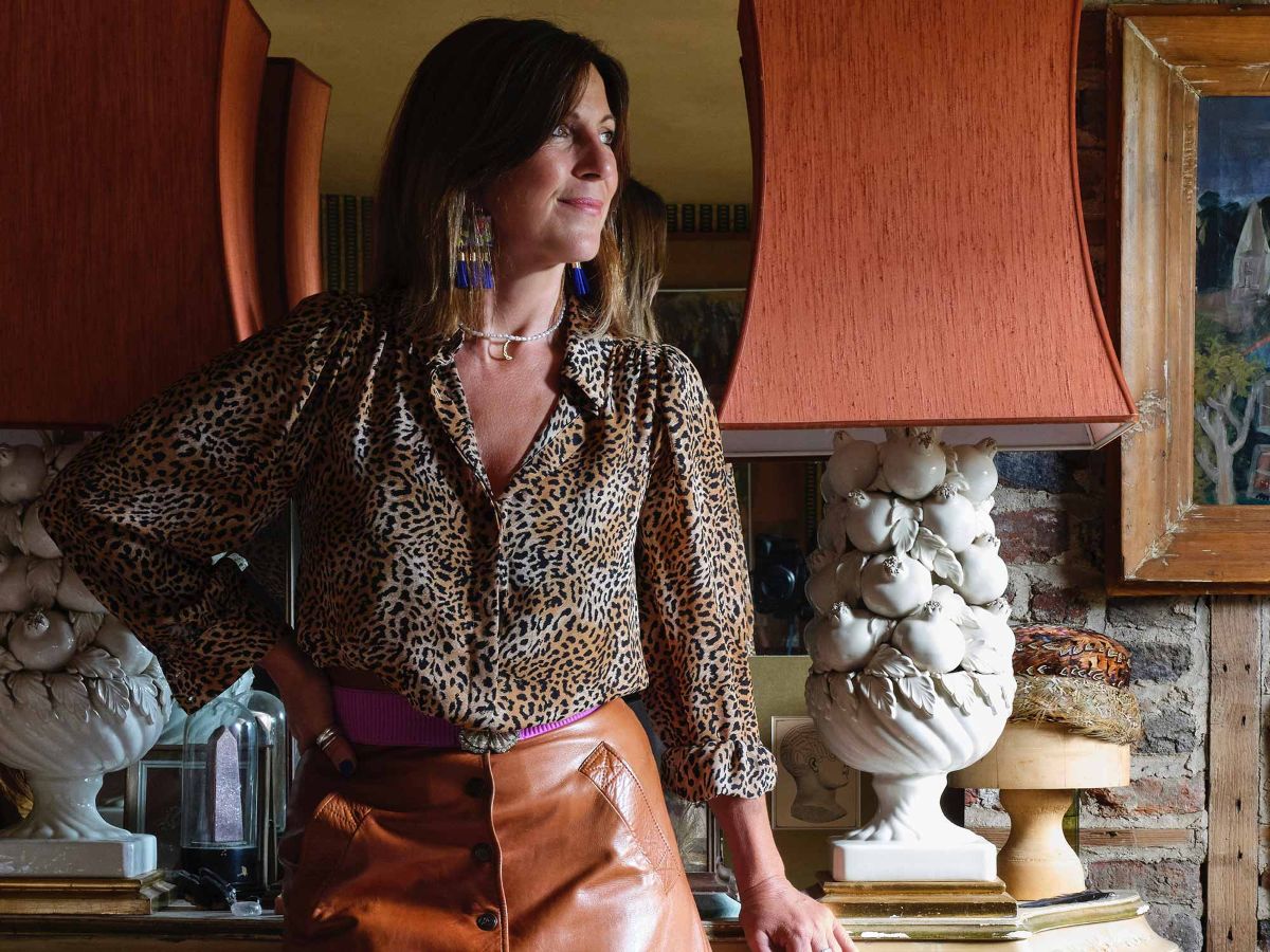 Colour consultant Fiona De Lys at home