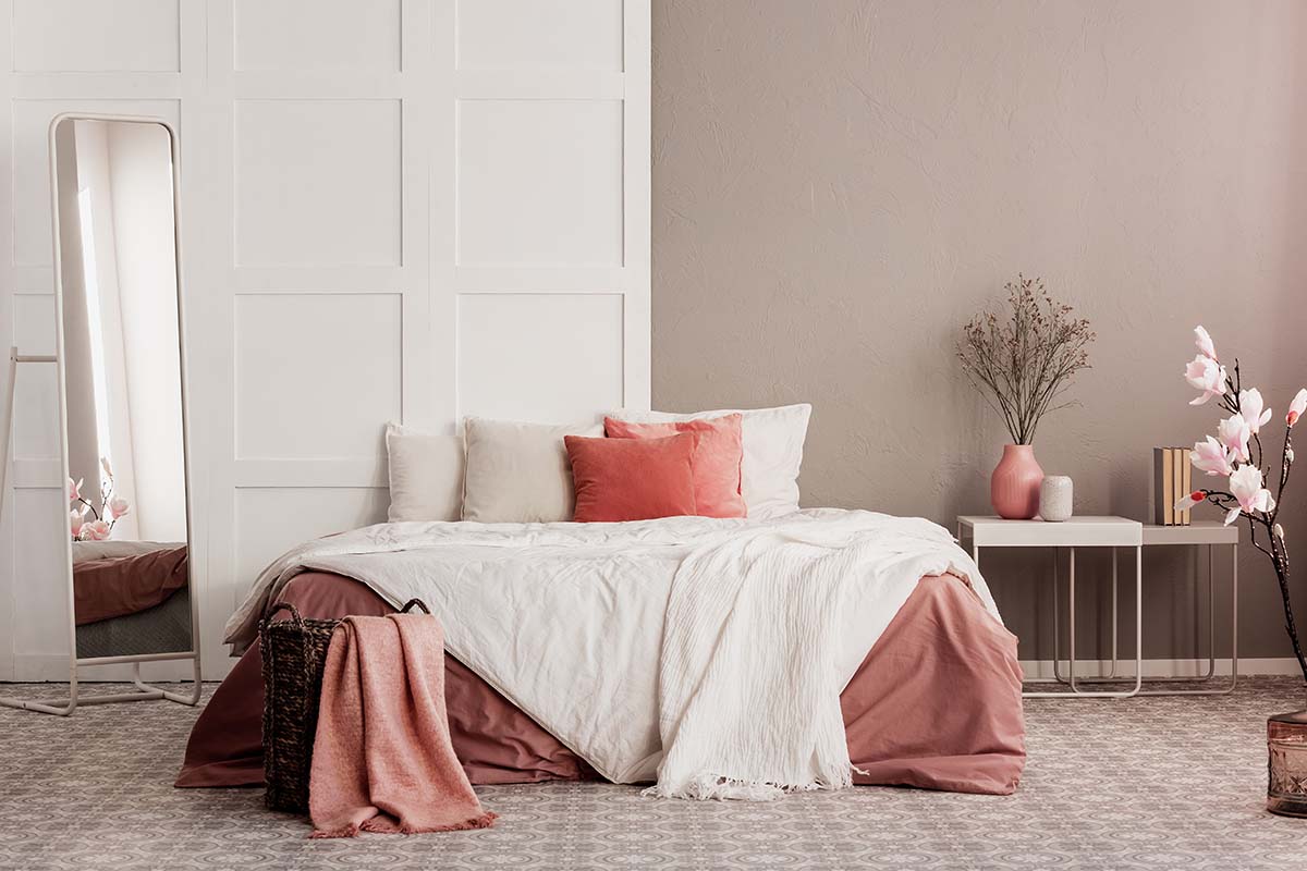pink bedroom
