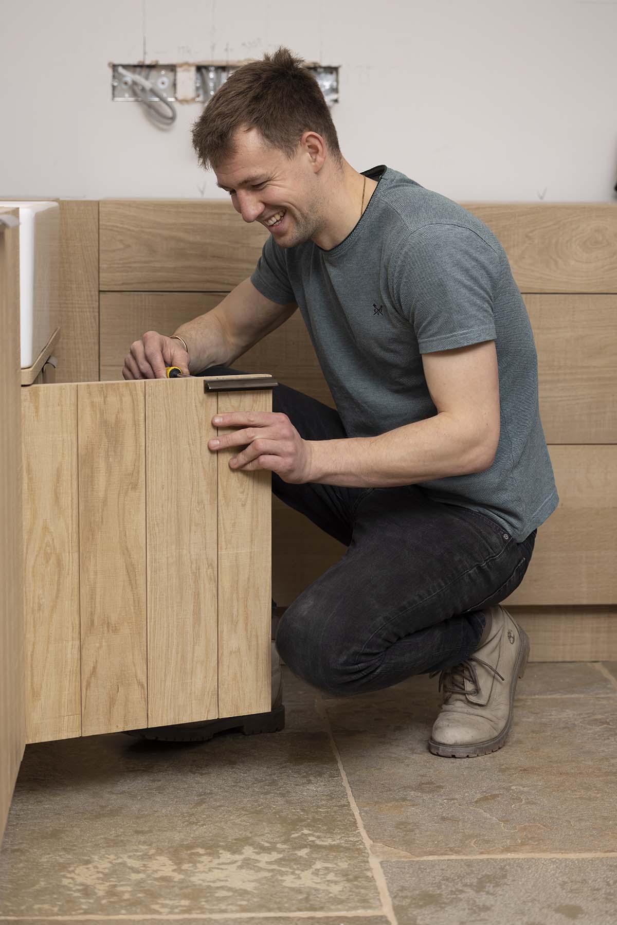 founder of Laurel & Wood crafts oak and wooden piece by hand for homes across Scotland