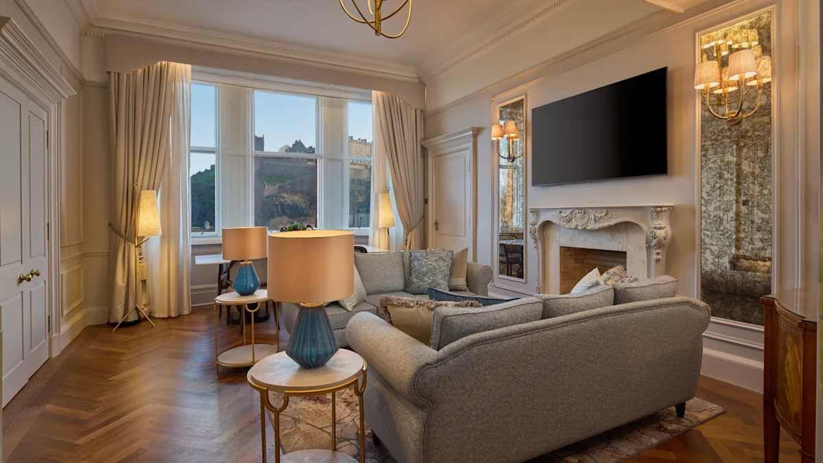 The Caledonian Suite at The Caledonian Hotel in Edinburgh, one of the best last-minute luxurious places to stay during the edinburgh fringe 2026