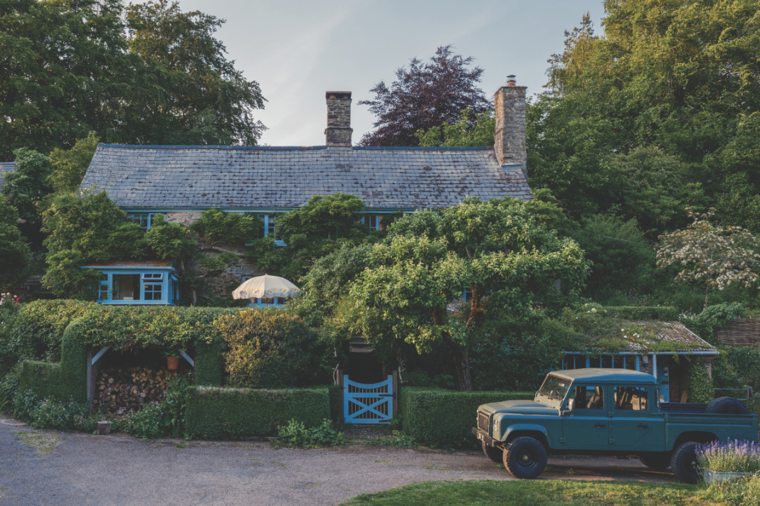 farmhouse