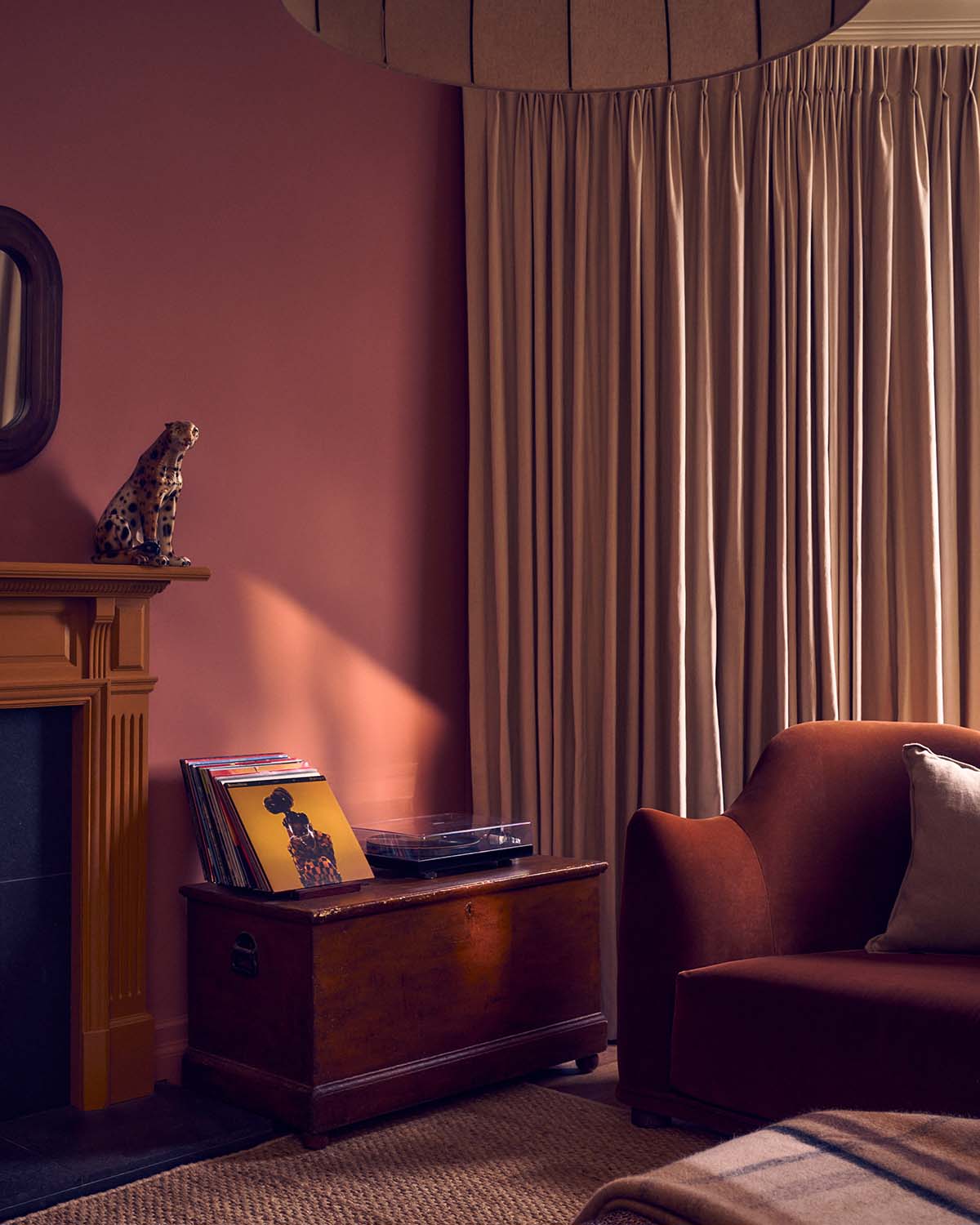 Studio Braw pink house with warm tones