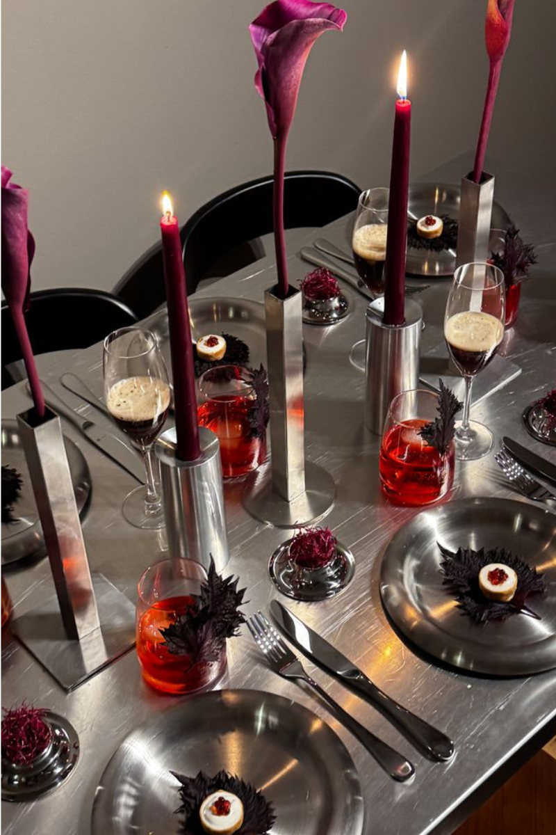 Metallic tablescape