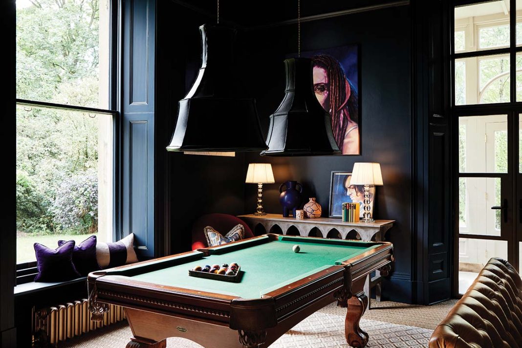 Mylands Bond Street™ No.219 W&M Matt games room